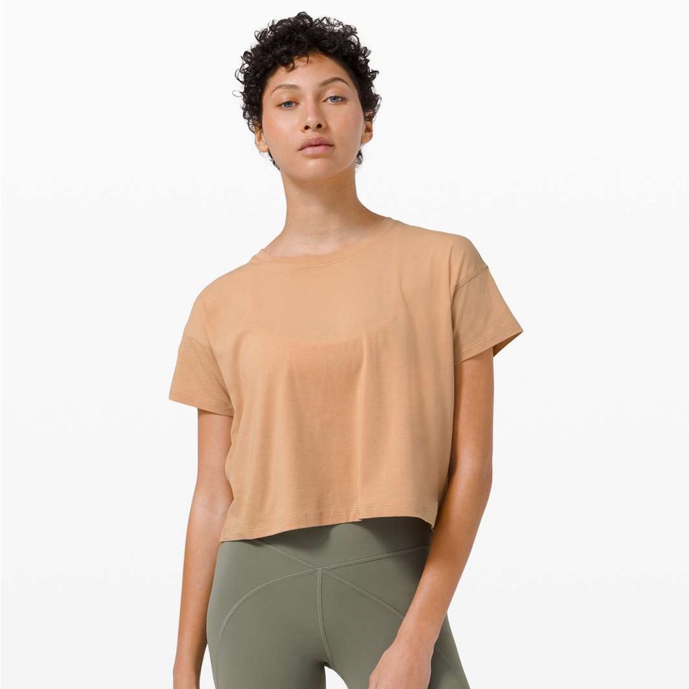 Lululemon Cates Tee